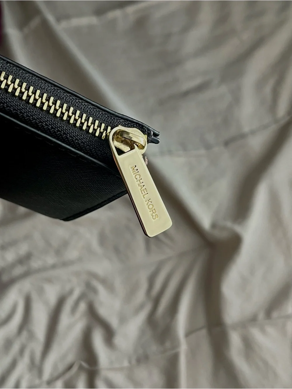 Michael Kors Black Zip-Around Saffiano Wallet with Gold Logo - Picture 3 of 7